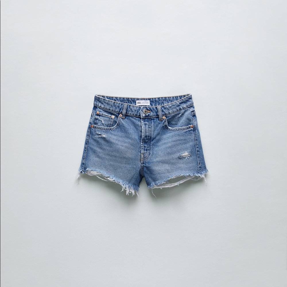 NWT Zara Distressed Blue high waisted Jean Shorts